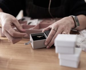 Fashion & Accessories